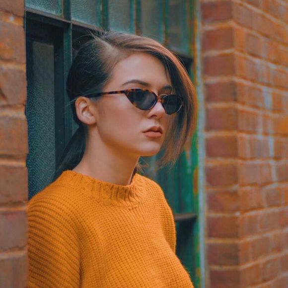 Meet your Posher, Alexandria - Picture 1 of 1